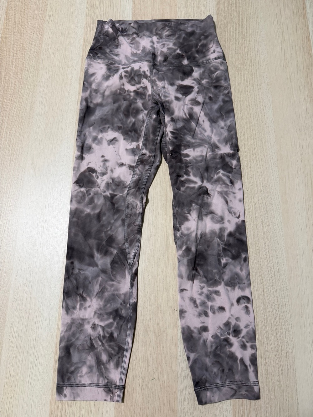 Lululemon Align High Rise 25” Diamond Dye Leggings - Pink and Charcoal - size 4